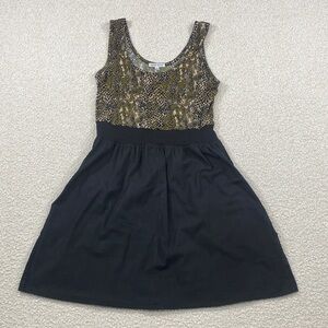 Velvet Torch Black and olive green snake print woman’s large